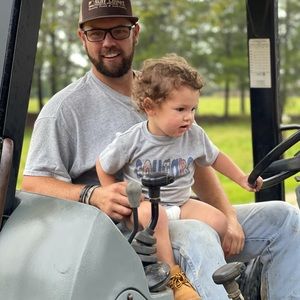 Meet your Posher, Clint